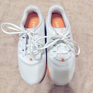 Under armor shoes